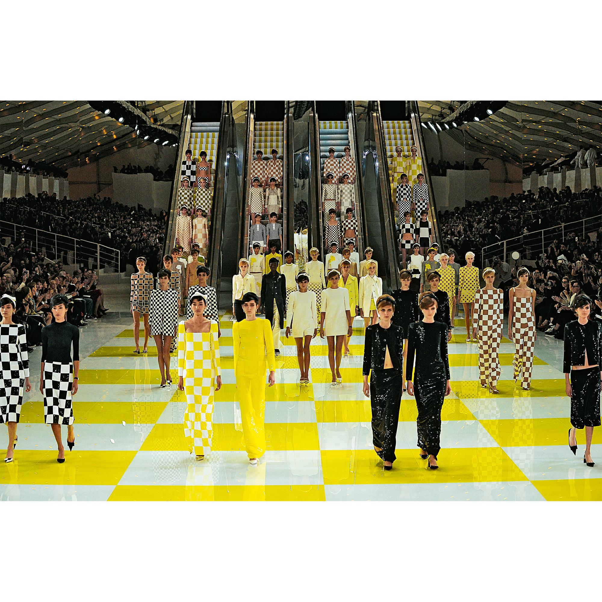 Louis Vuitton Catwalk - Books and Stationery | LOUIS VUITTON